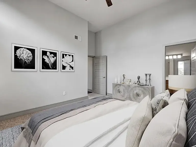 Enclave at the Dominion Apartments — Photo 35
