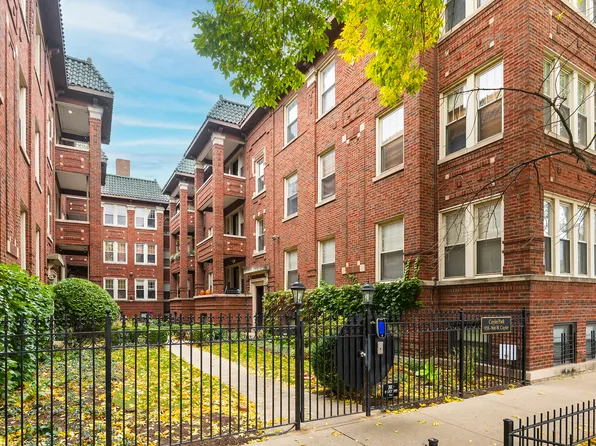 958 W Cuyler Ave #2N, Chicago, IL 60613