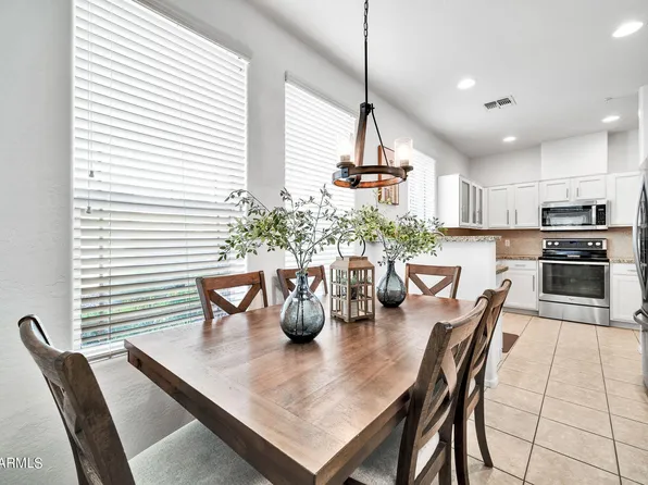 42424 N GAVILAN PEAK Parkway #47102, Anthem, AZ 85086