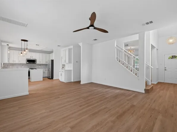 10416 Beard Ave, Austin, TX 78748