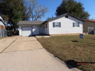 914 SW 35th St, Lawton, OK 73505