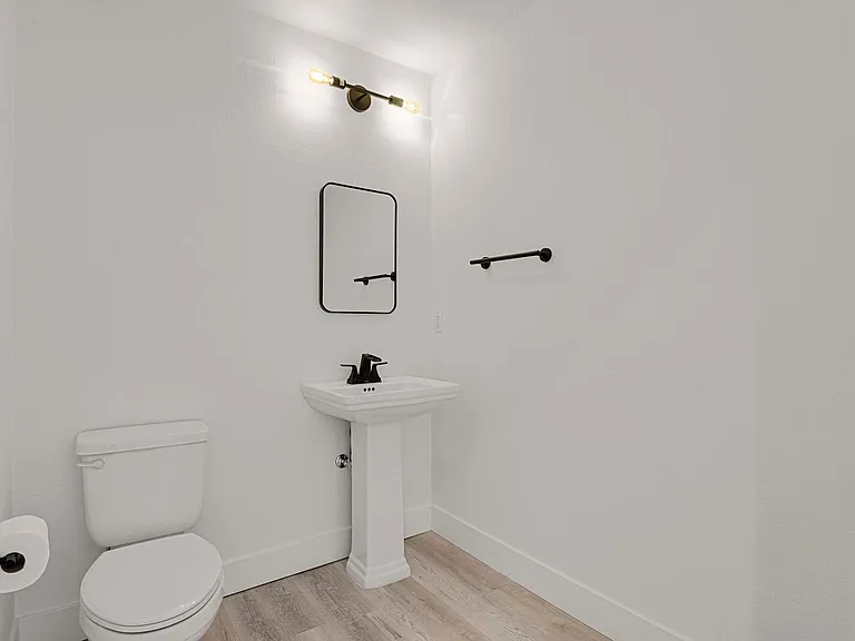 9659 E Idaho Pl — Photo 13