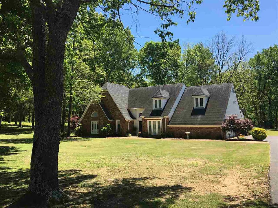 1st image of 3865 Hillsdale Dr