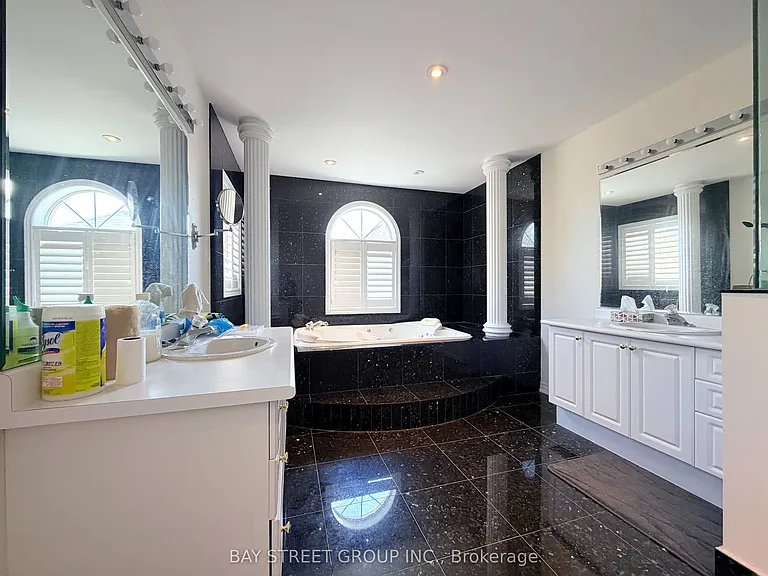 9 Saint Clare Blvd — Photo 22
