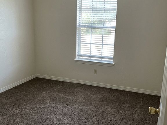2nd image of 14411 Pine St #4