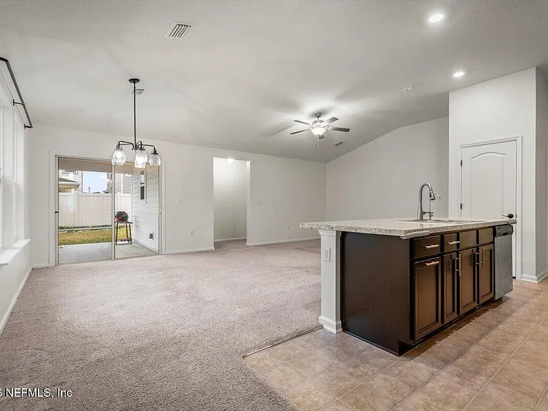 8123 Barley Way — Photo 4