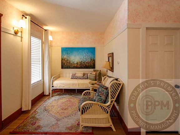 5th image of 822 N 50th Ave #822/1