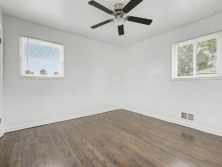 1764 Chester St — Photo 19