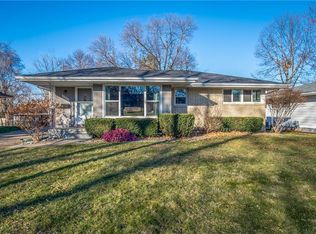 3201 Vilura Pkwy, Des Moines, IA 50310