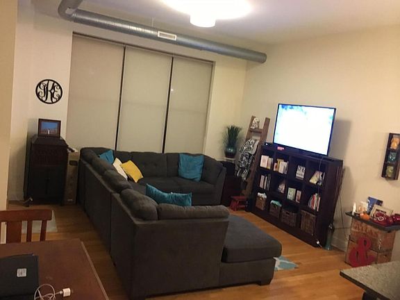 2nd image of 2778 N Milwaukee Ave APT 402A