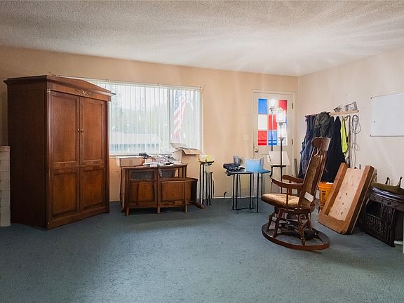 2nd image of 17909 SE 121st Place