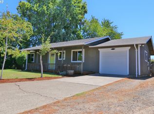 4 Revilot Ct, Molalla, OR 97038
