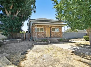 251 Santa Ana Rd, Hollister, CA 95023