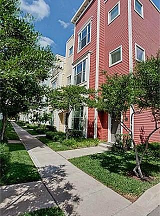 2nd image of 4121 McKinney Ave APT 28