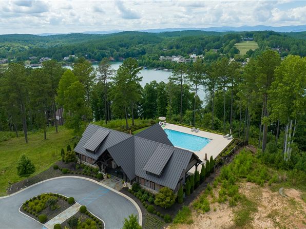 211 Quay Ct, Sunset, SC 29685
