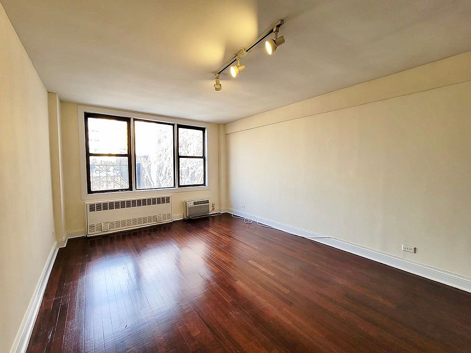 1st image of 205 W 13th St #5Z