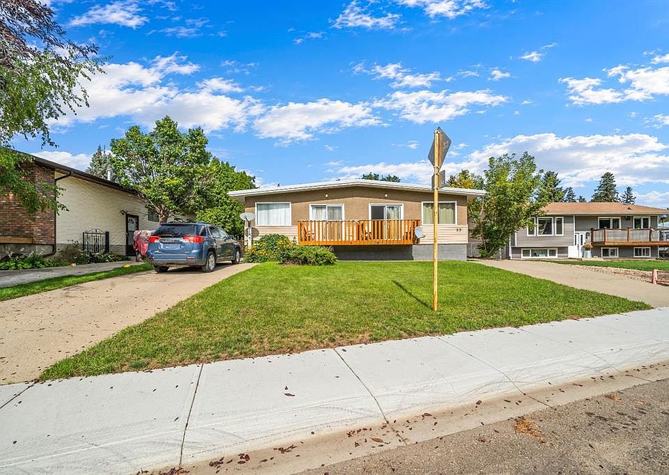 1st image of 52 9th Ave E