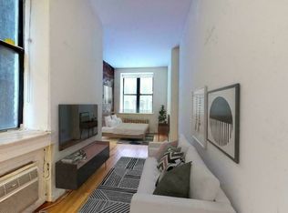 246 W 22nd St #1F, New York, NY 10011