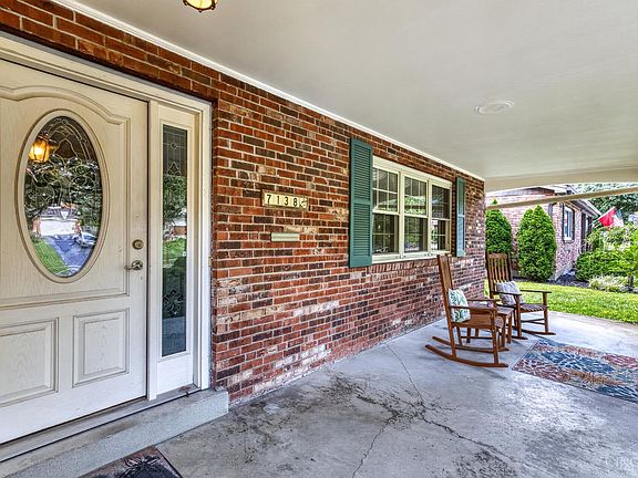 5th image of 7138 Juniperview Ln