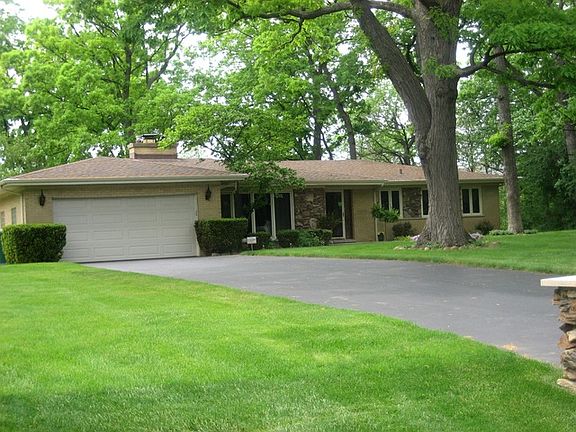 2nd image of 11804 Hillcrest Dr