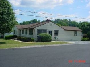 325 Cherokee Rd, Bristol, VA 24201