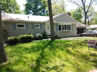 66 Glendale Rd, Attleboro, MA 02703