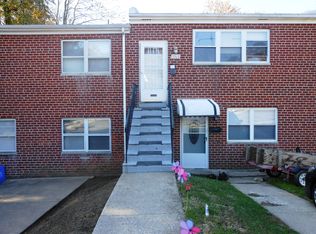 3306 S Keswick Cir, Philadelphia, PA 19114
