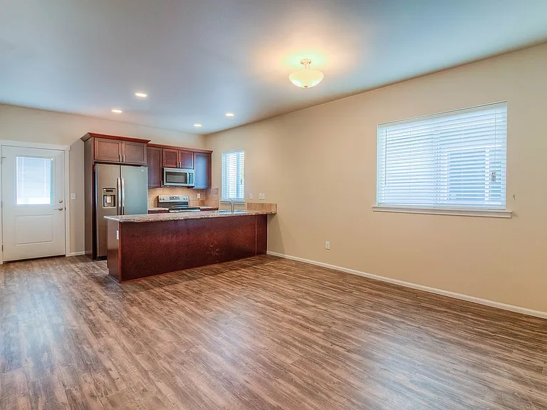 2414 Woolsey Rd — Photo 3