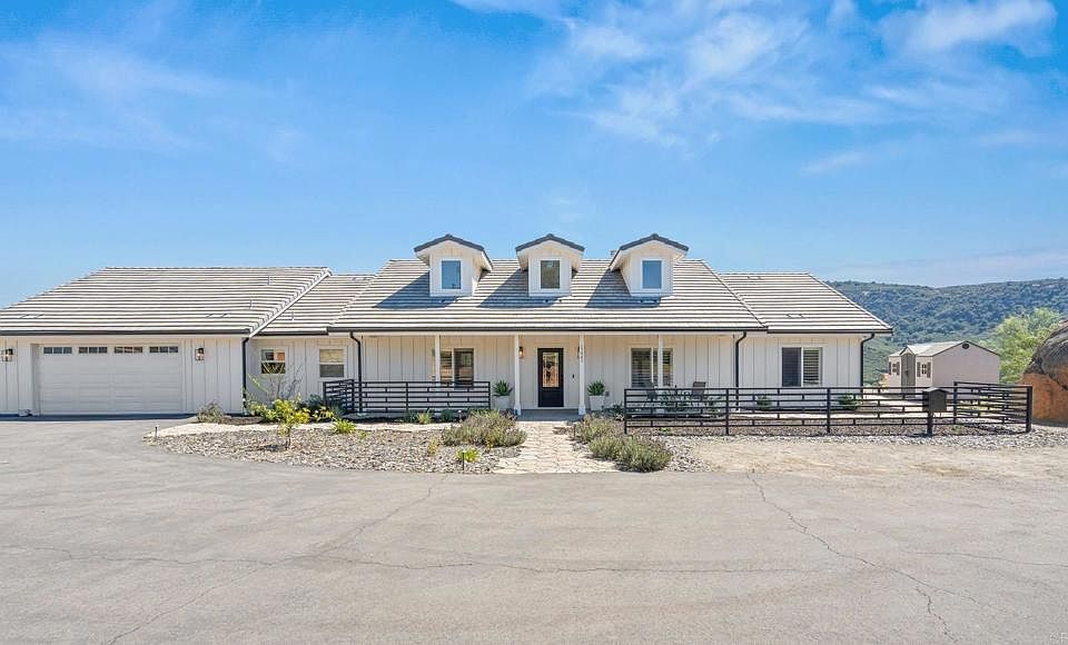 1st image of 15663 Mathew Rd