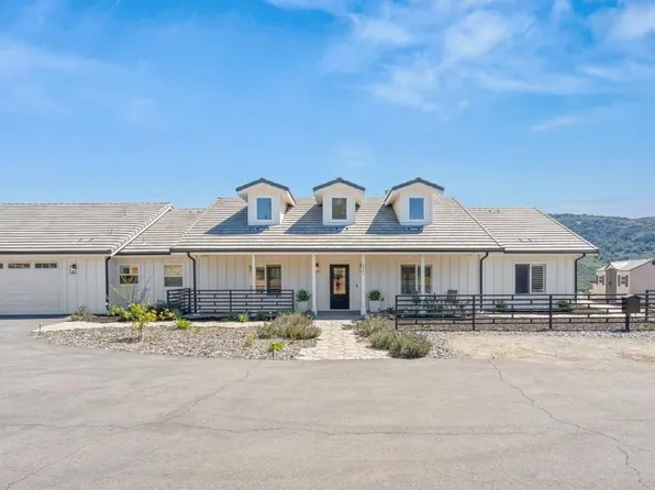 15663 Mathew Rd, Valley Center, CA 92082