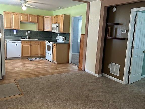 3rd image of 4142 6TH AVENUE N