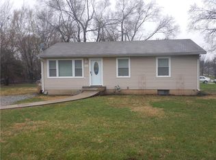 7301 E 162nd St, Belton, MO 64012