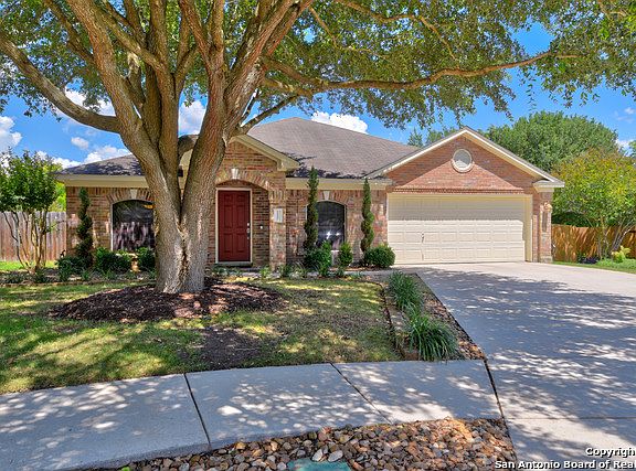 2nd image of 117 Snowberry Dr