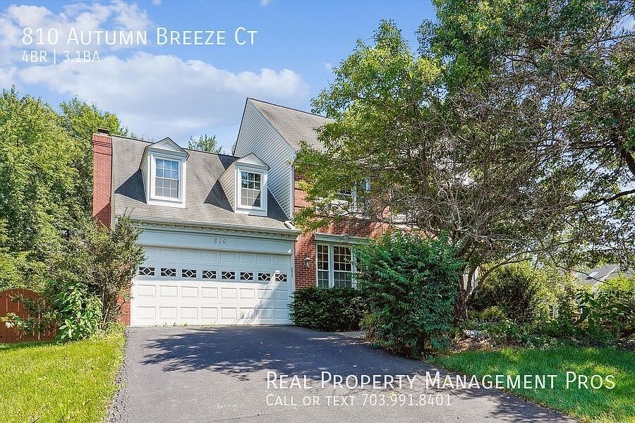 1st image of 810 Autumn Breeze Ct