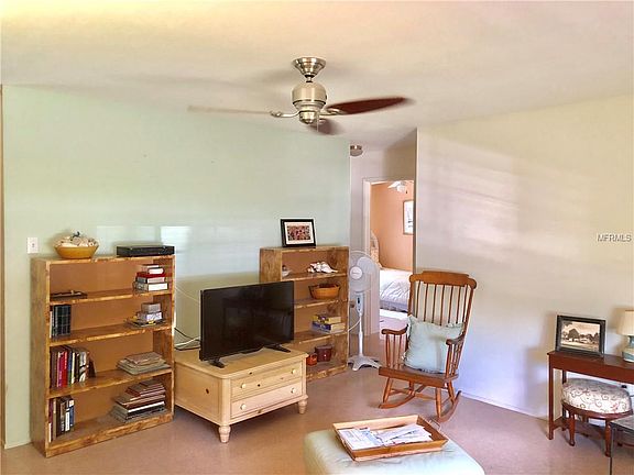5th image of 530 47th Ave N