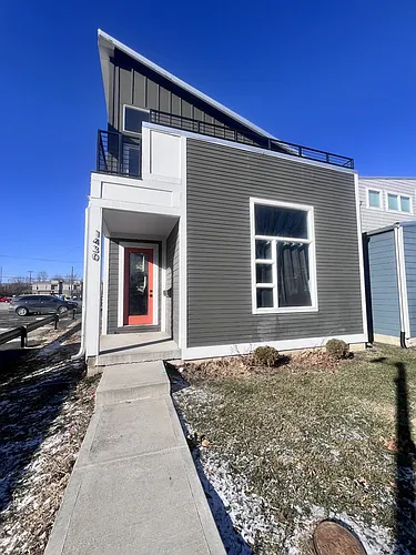 1430 Olive St #1 Photo 1