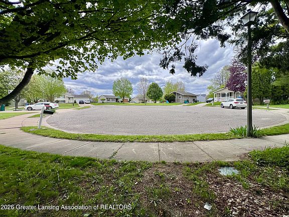 2nd image of 0 Lochinver Cir