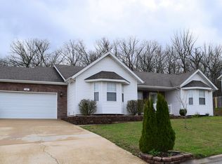 142 Lyle Curtis Cir, Waynesville, MO 65583