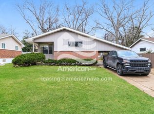 9834 Lawnview Dr, Saint Louis, MO 63136
