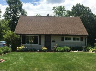 4223 Woodmere Dr, Austintown, OH