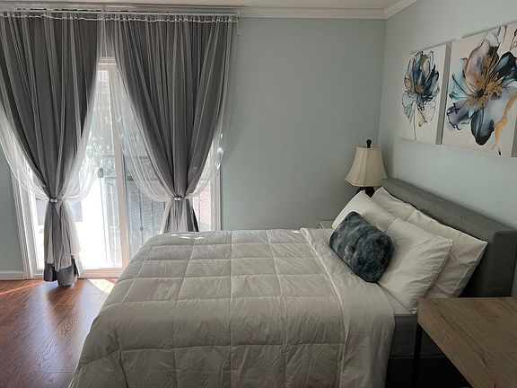 4th image of 707 Lincoln Ave #B