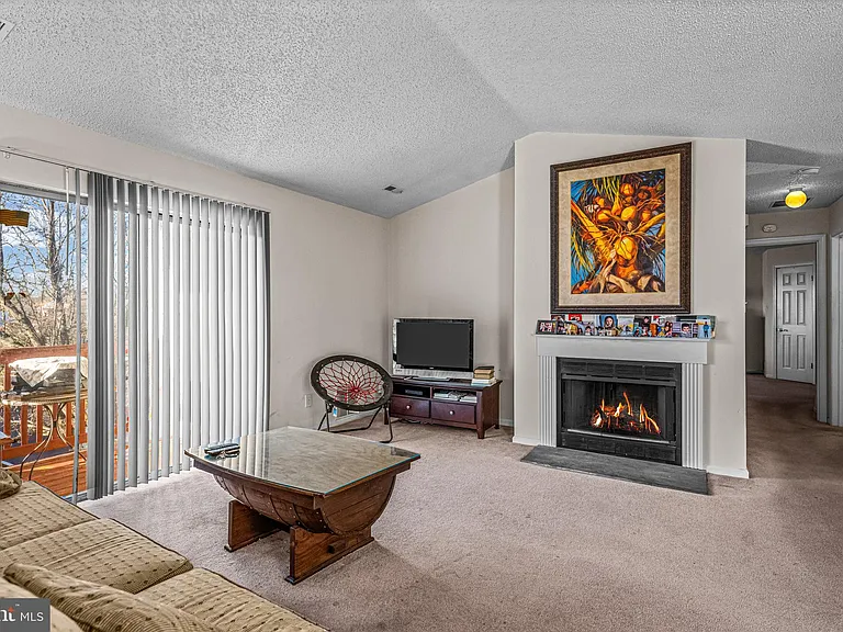 656 Covington Ct — Photo 10