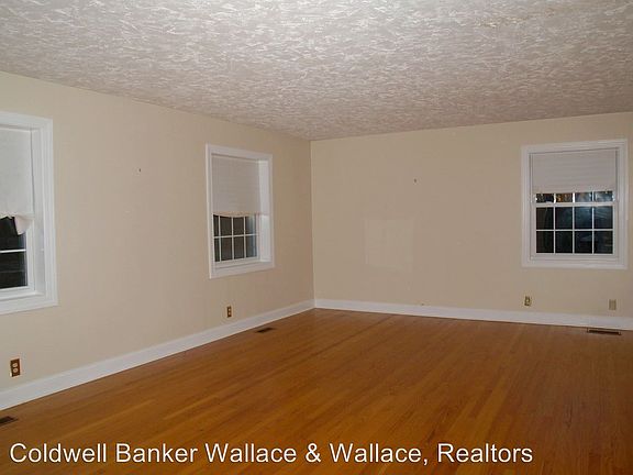 4th image of 6808 Cresthill Dr