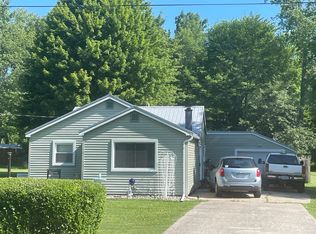 1757 E Kitchen Rd, Pinconning, MI 48650