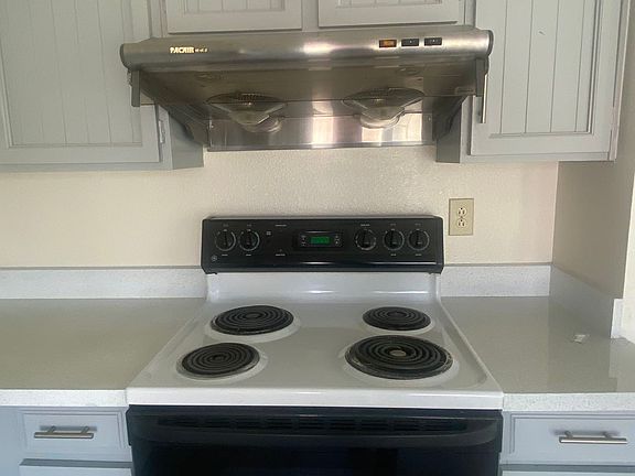 5th image of 1444 E El Parque Dr