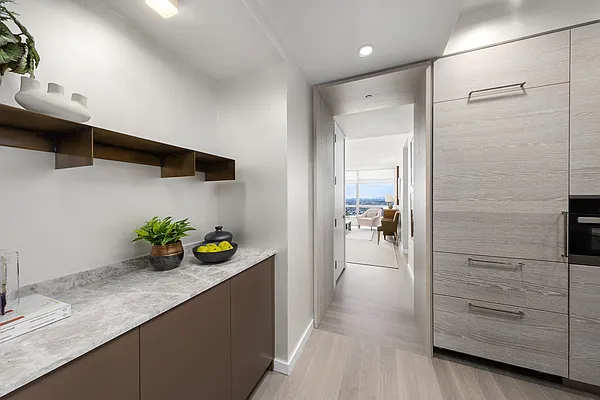 Sold by SERHANT. | media 4