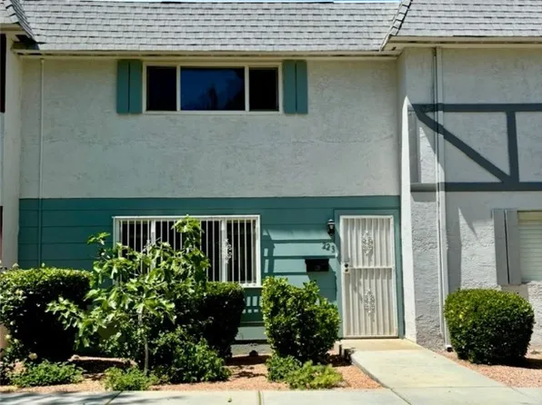 223 Greenbriar Townhouse Way #Townhouse, Las Vegas, NV 89121