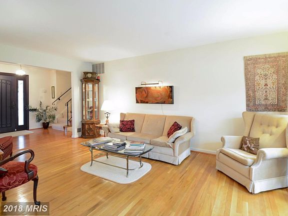 5th image of 3815 Shelley Ln