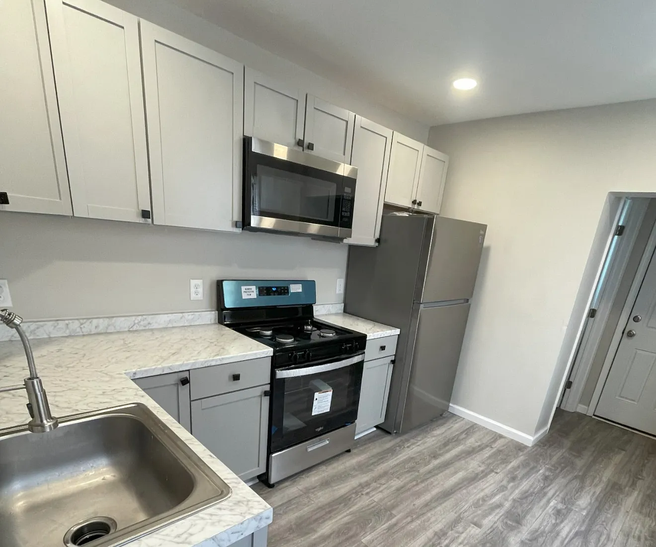 3887 Sidney Rd photo 1