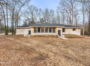 9385 Nashville Ferry Rd E, Columbus, MS 39702